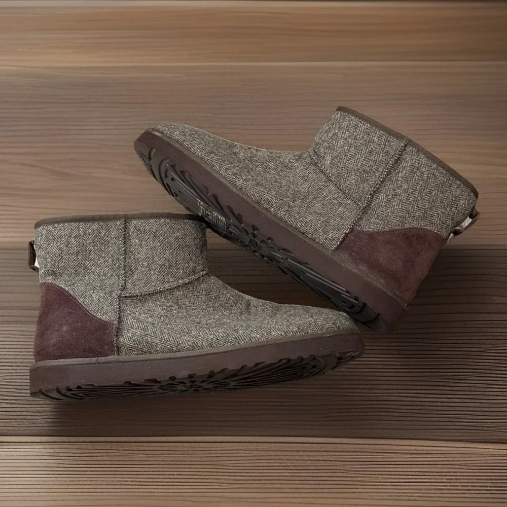 UGG Australia Men's Size 17 Brown Classic Tweed Boots Wool Blend Winter Comfort
